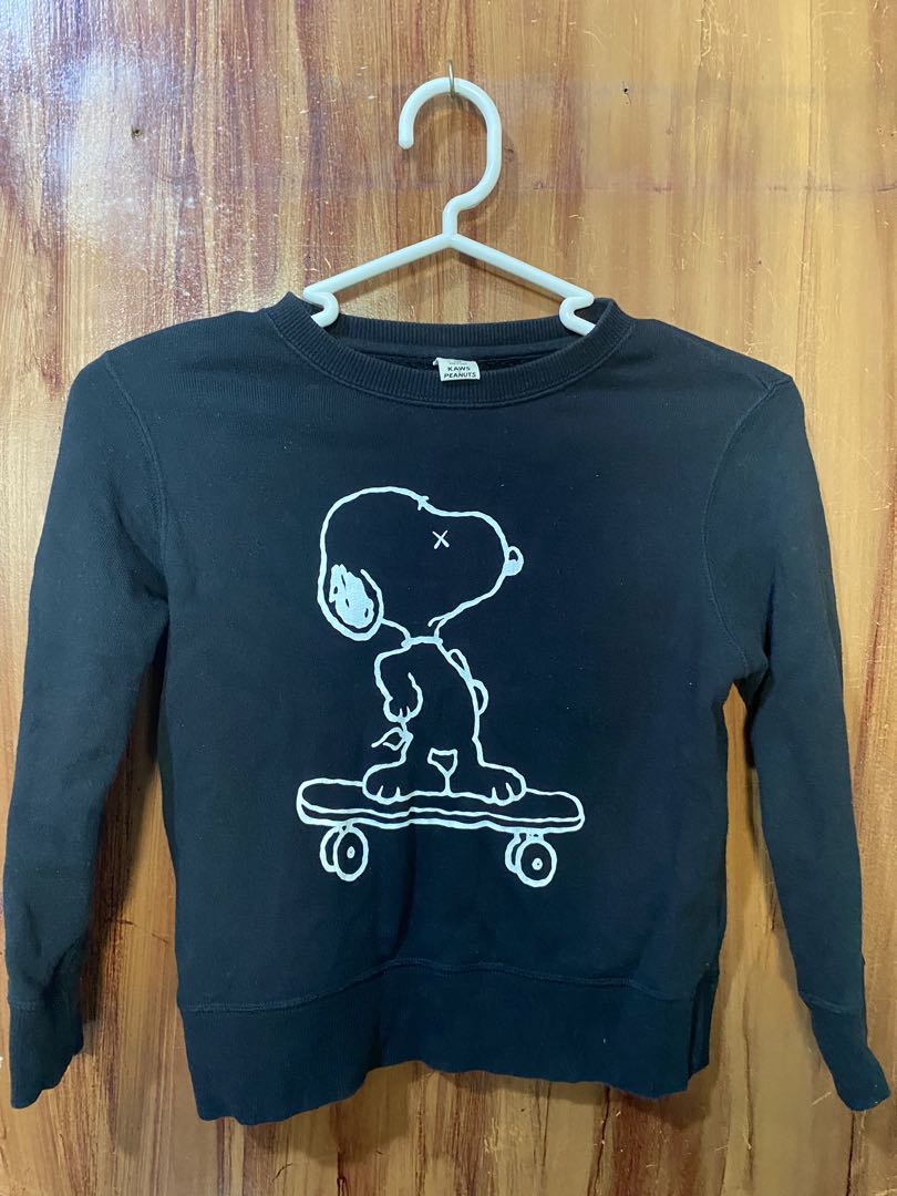 Kaws snoopy sale sweater
