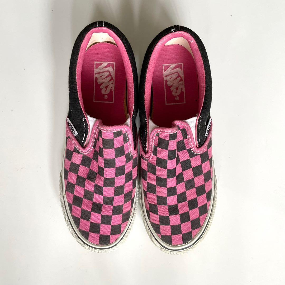 Black and pink checkerboard vans hot sale