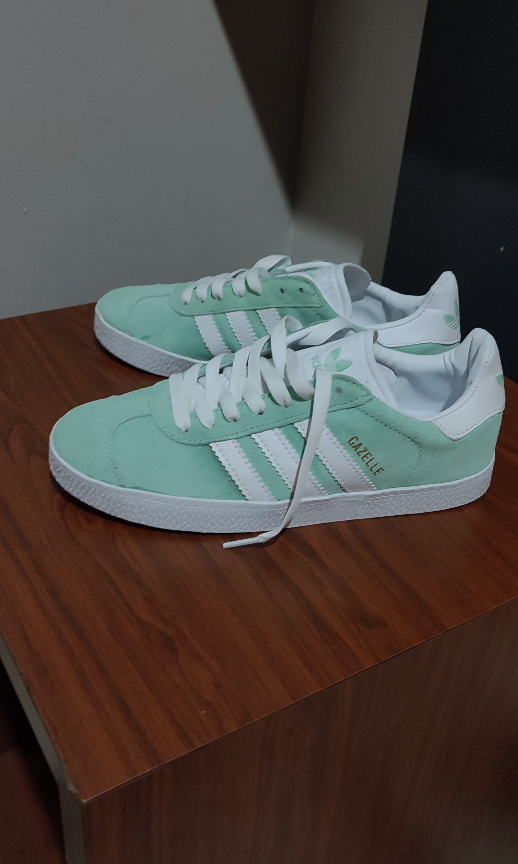 Adidas Gazelle Ice Mint Women Fesyen Wanita Sepatu di Carousell