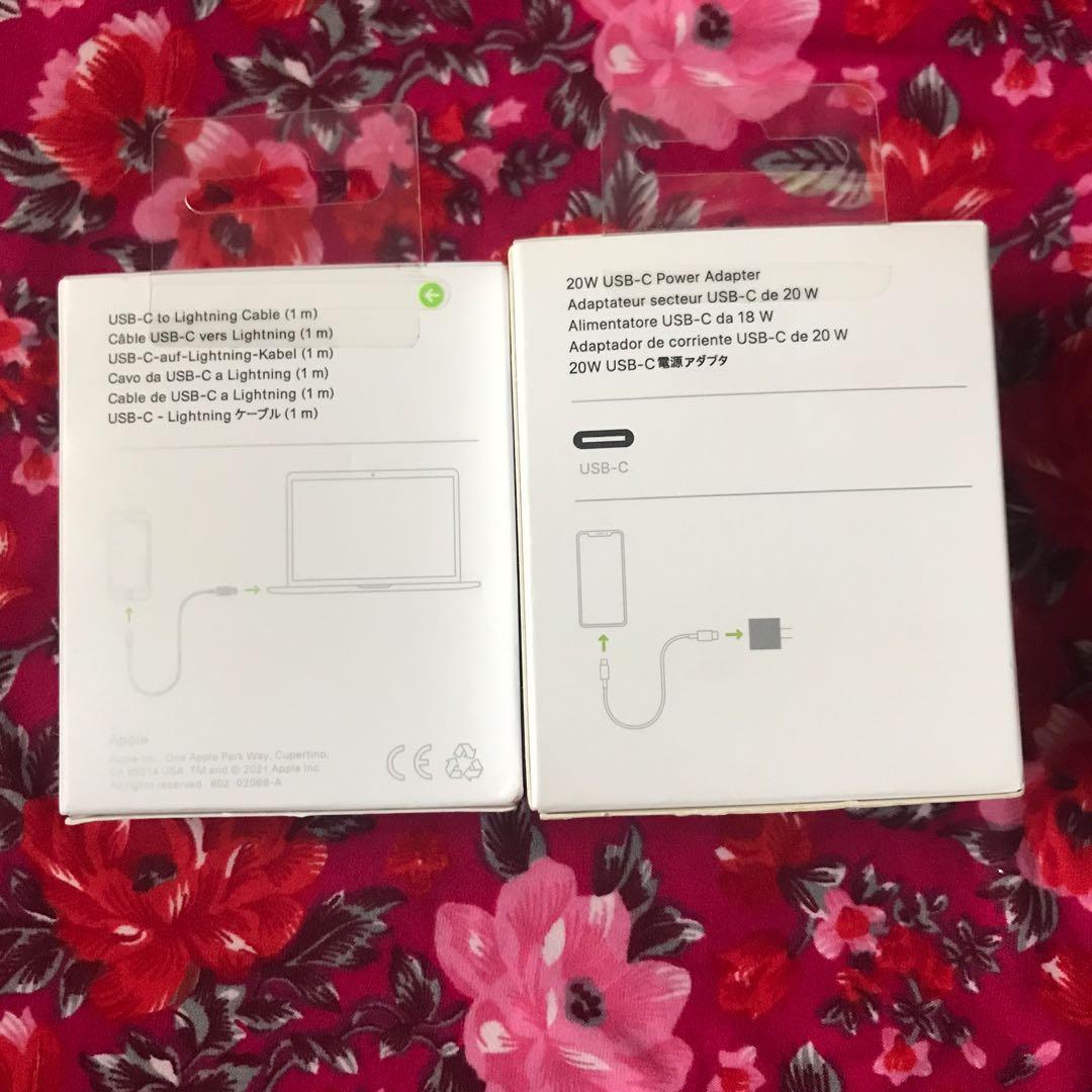 Apple iPhone Charger 20 watts adapter and Usb c to Lightning cable ...