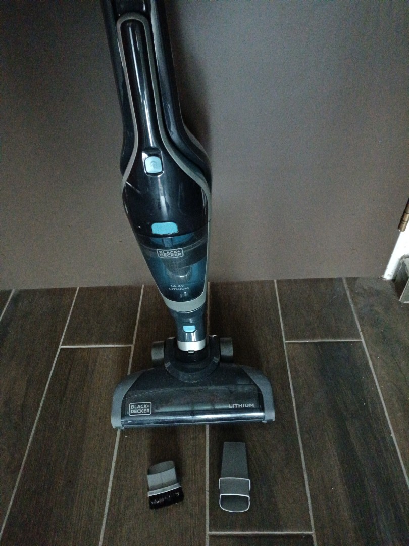 Black and Decker cordless vacuum cleaner, TV & Home Appliances, Vacuum