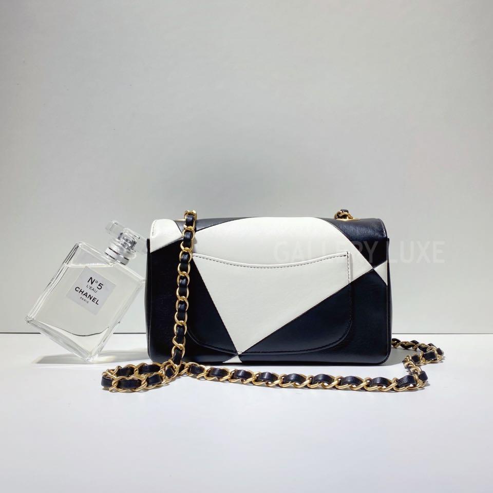 Chanel Classic Mini Square Quilted Bag – hk-vintage