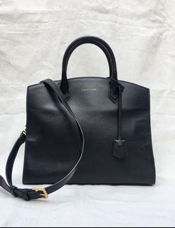 (Category: ) located in . Submitted by modaxthrift (Listing ID 1111517681, Image 1). Description: .