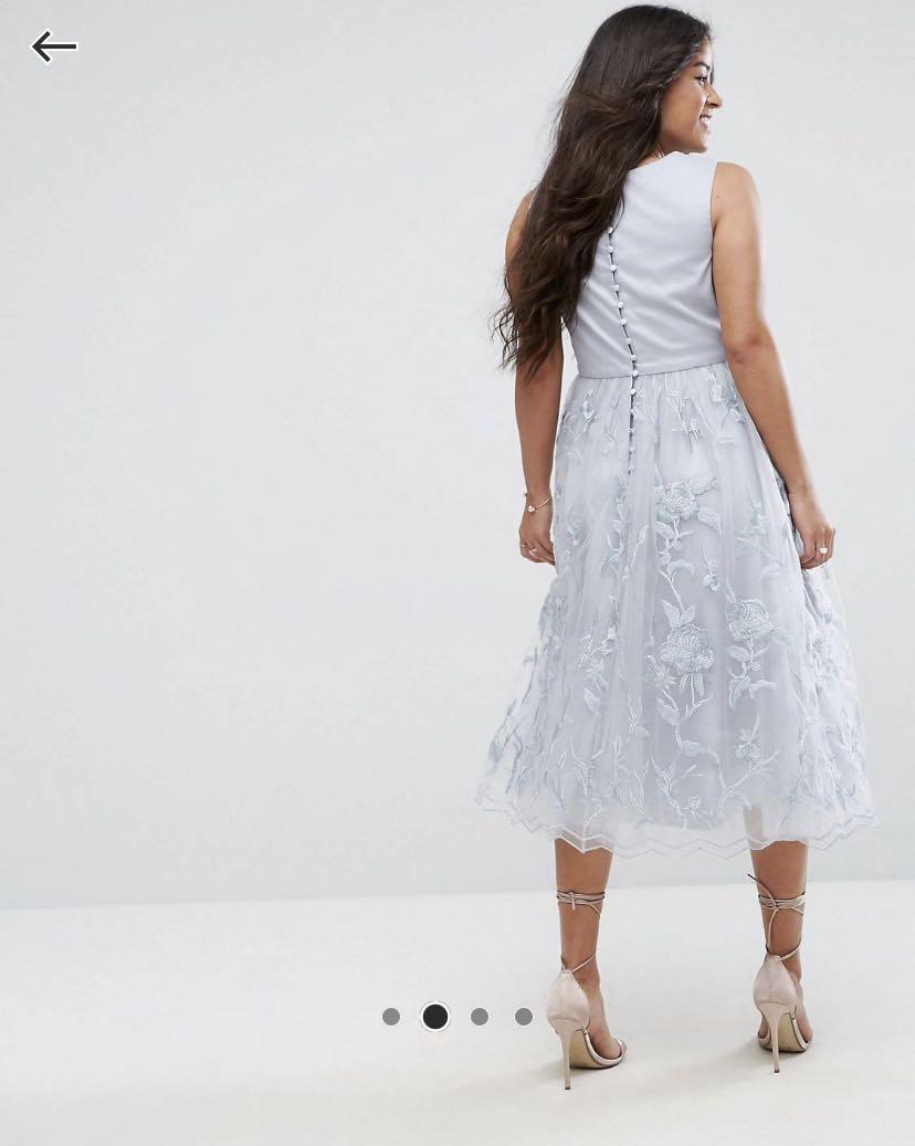Chi chi london 3d lace detail midi prom dress with tie detail top