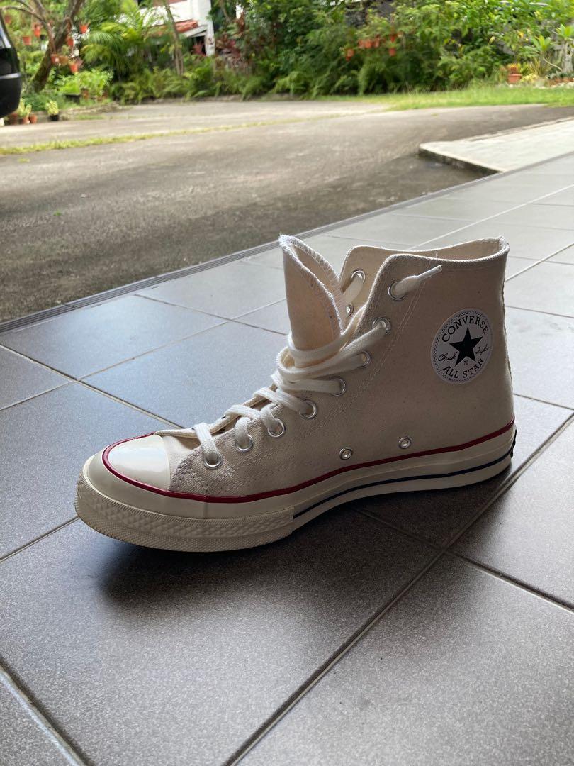 US8 Converse All Star Chuck Taylor Ivory High Tops