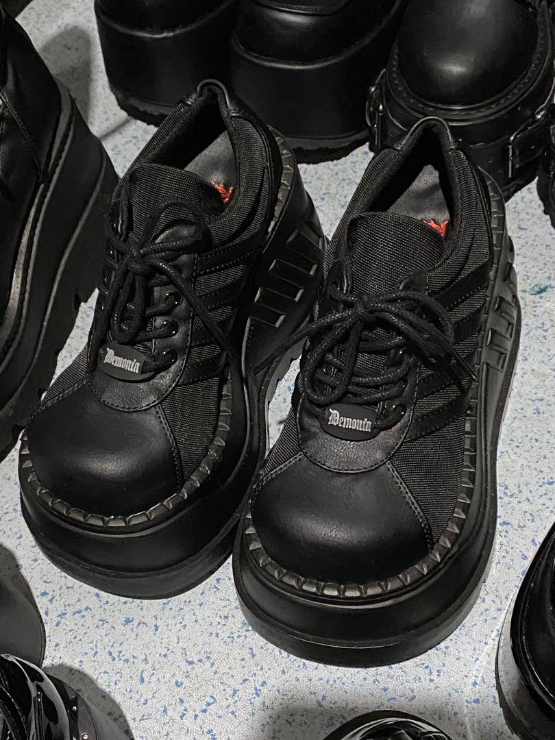 Demonia on sale stomp platforms