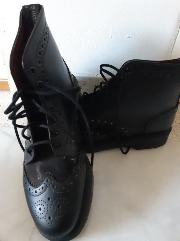 Dr martens 2025 affleck black