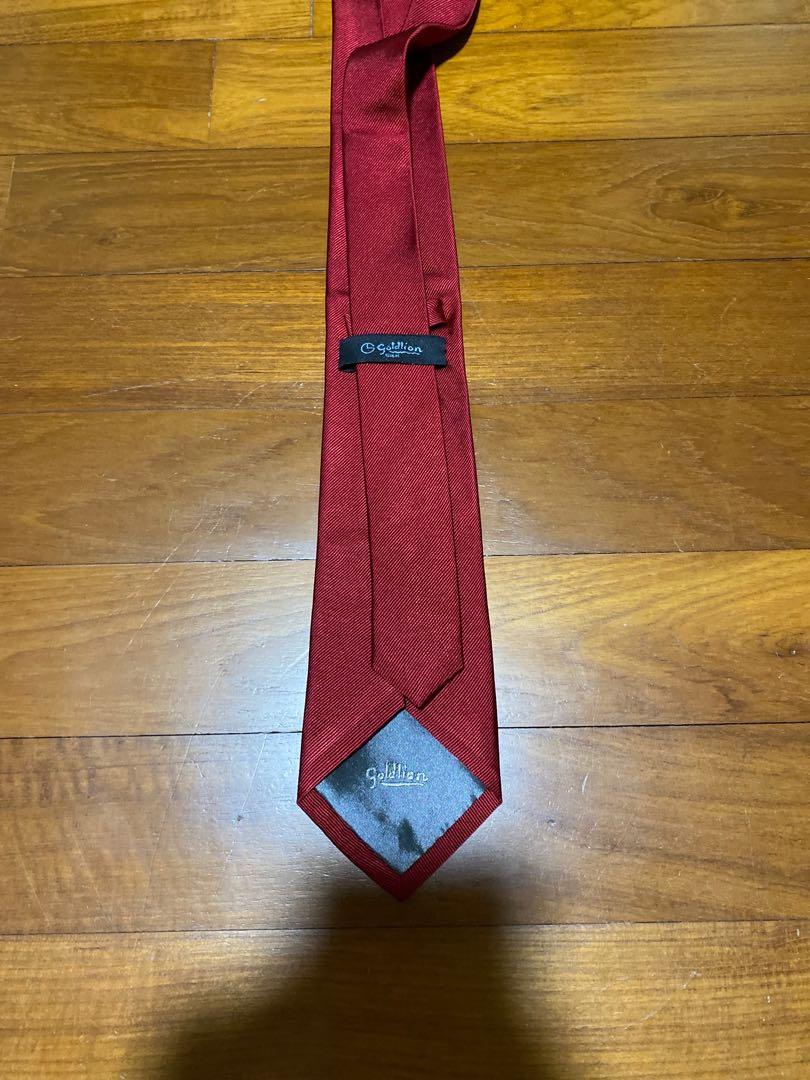 gold lion tie