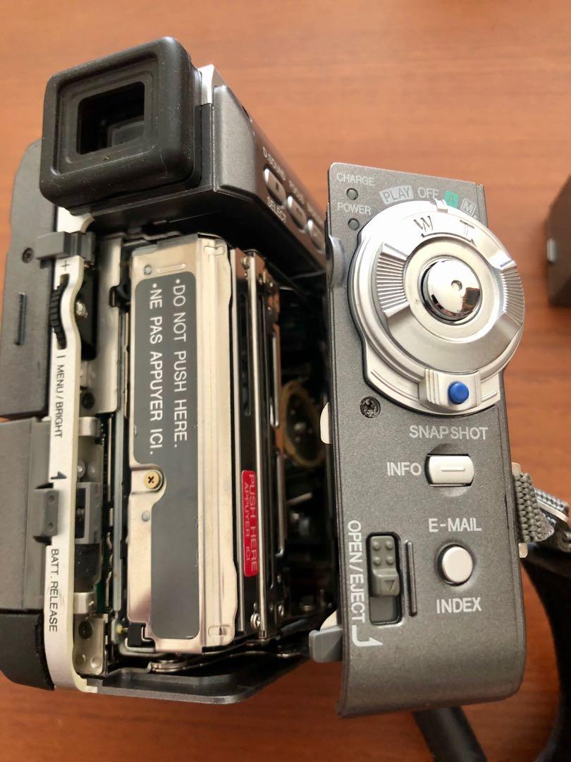 JVC mini dv camcorder, Photography, Video Cameras on Carousell