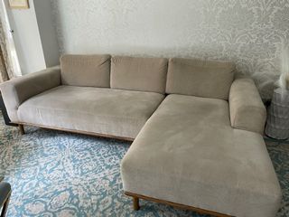 (Category: ) located in . Submitted by insia (Listing ID 1111453693, Image 1). Description: .