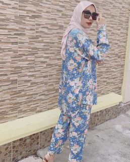 (Category: ) located in . Submitted by peekaboocollections (Listing ID 1111461551, Image 1). Description: .