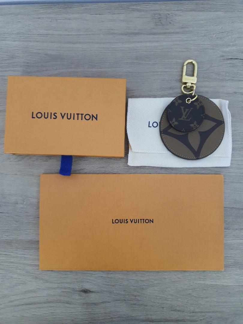 Louis Vuitton Authentic Reverse Monogram Giant Bag Charm Key Holder Limited  Ed