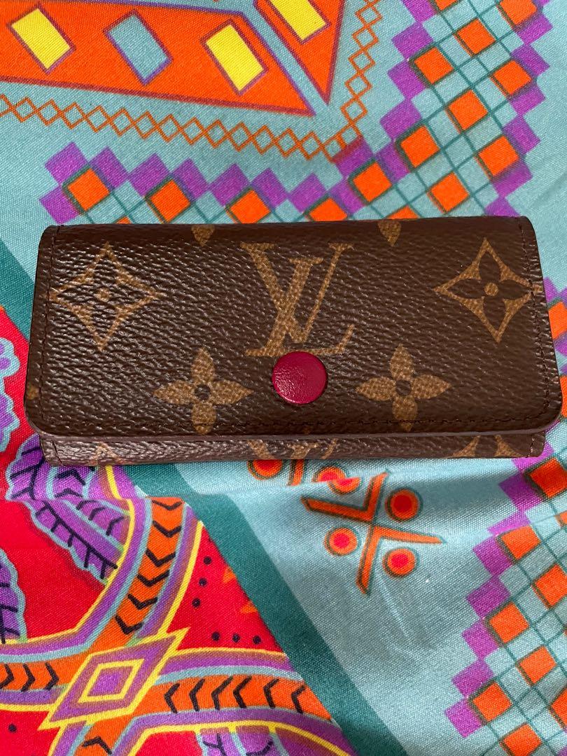 Lv 4 key holder on sale