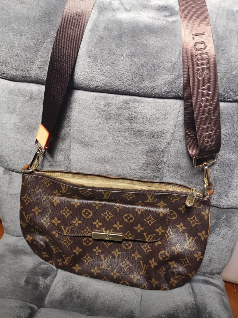 Branded Bags - Lv Banana sling CODE ✓ PM for price 💜