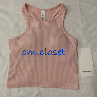 (Category: ) located in . Submitted by om.closet (Listing ID 1111535598, Image 1). Description: .