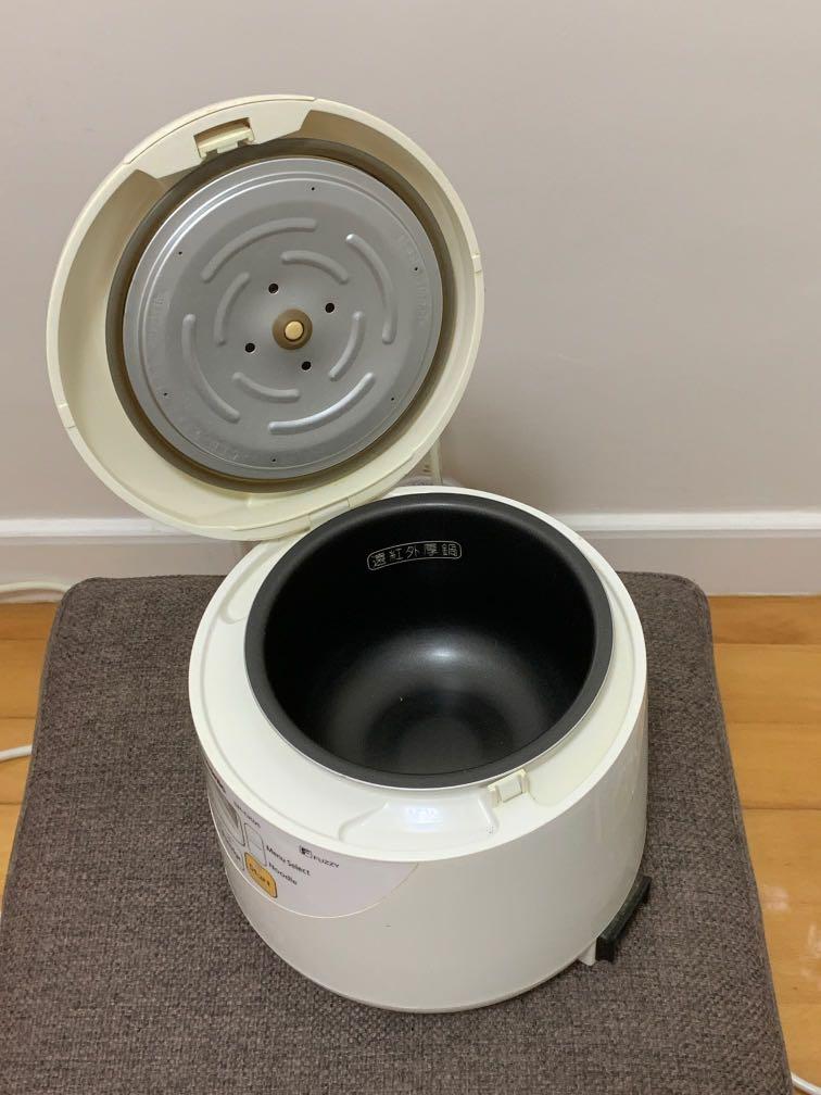 Panasonic Rice Cooker SRCK05 0.5L, 家庭電器, 廚房電器, 鍋具 Carousell