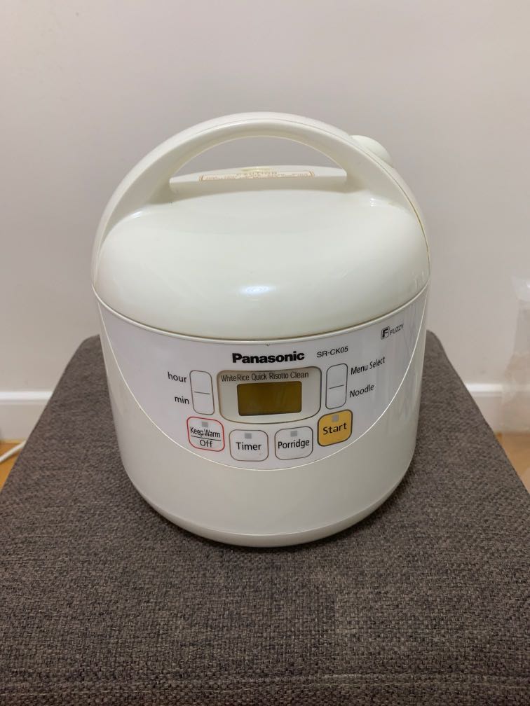 Panasonic Rice Cooker SRCK05 0.5L, 家庭電器, 廚房電器, 鍋具 Carousell