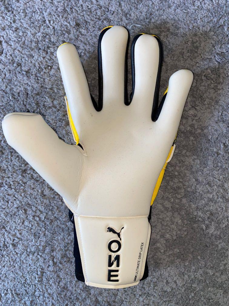 Puma One Grip 1 Hybrid Pro Goalkeeper Gloves