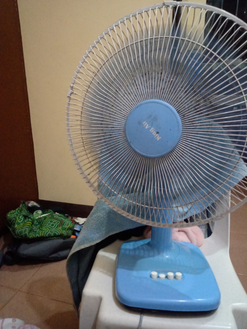 Small Table Fan Furniture Home Living Lighting Fans Fans On Carousell