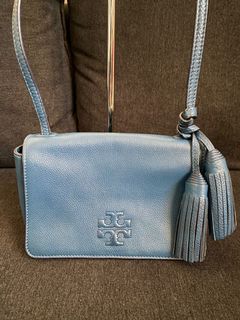 (Category: ) located in . Submitted by Secondhandstore19 (Listing ID 1111518090, Image 1). Description: .