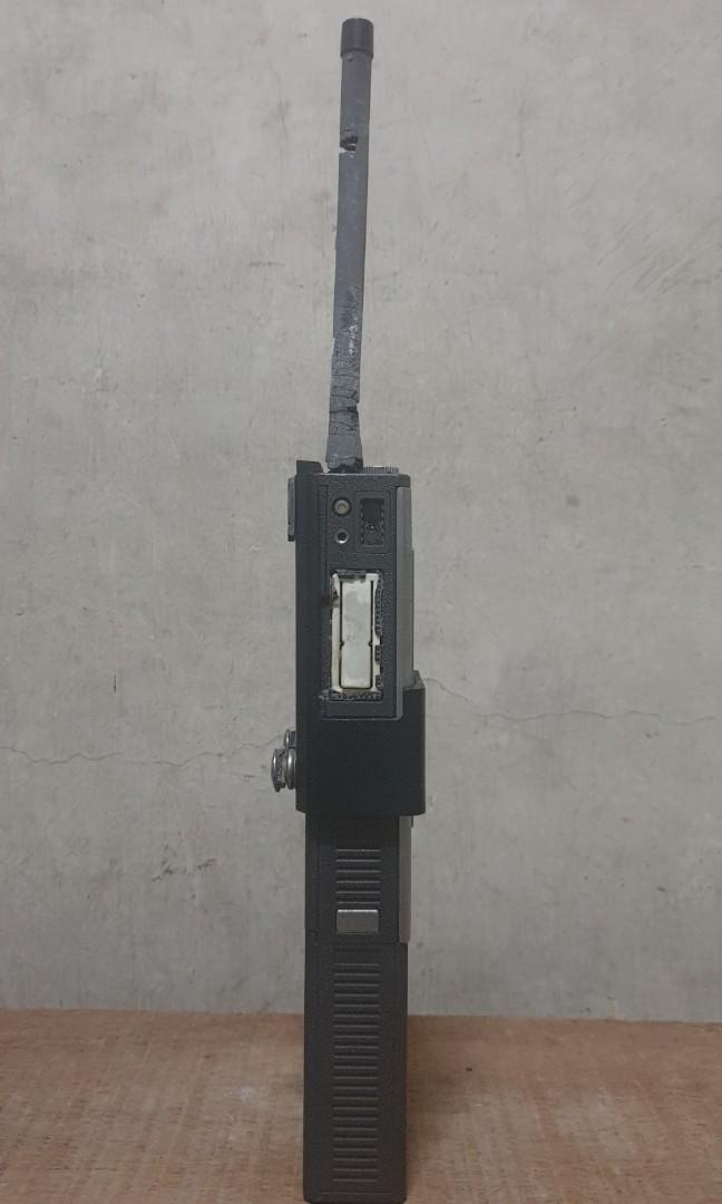 Vintage Motorola 2 way radio, Hobbies & Toys, Memorabilia & Collectibles, Vintage Collectibles