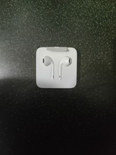(Category: ) located in . Submitted by gear16phoneseller2026 (Listing ID 1111771573, Image 1). Description: .