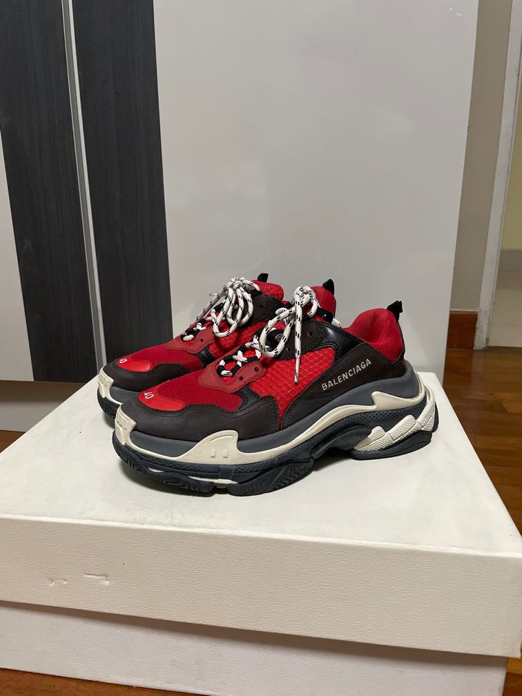 Balenciaga triple s deadpool clearance