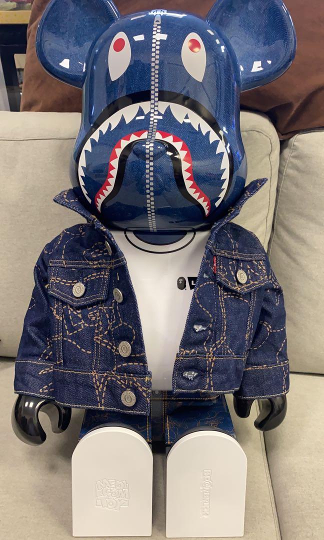 Bearbrick bape Levi's 1000%, Hobbies 