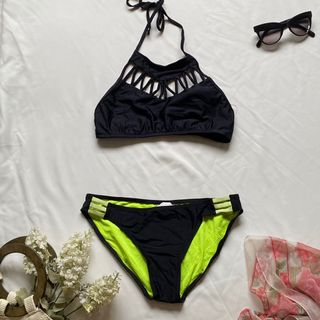 (Category: ) located in . Submitted by steponetwothree (Listing ID 1111850105, Image 1). Description: .