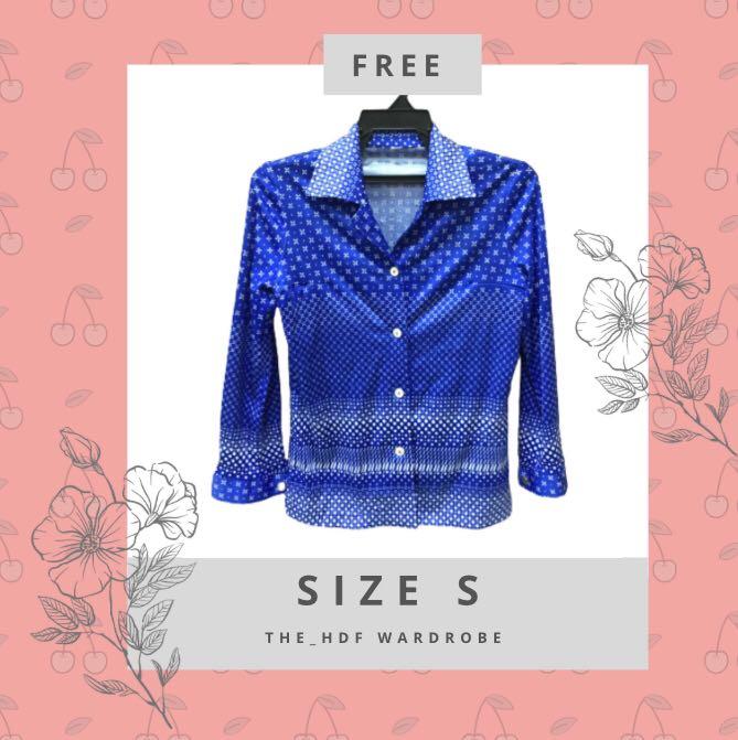 Blouse (Blue) (Category: Blouses) located in Bota. Submitted by the_hdf (Listing ID 1111683421, Image 1). Description: Free ! Size S fit to small M. Condition 8/10. (Used Item) Reason to letgo: Clear wardrobe. Ada defect. Not fussy buyer. Please jangan ada high expectation untuk baju yang free. 🙏🏻 Measurement:- Shoulder: 15 inch Chest : 38-40 inch Length: 23 inch Slevee lenght: 21 inch Arm hole: 18 inch Color: Blue.