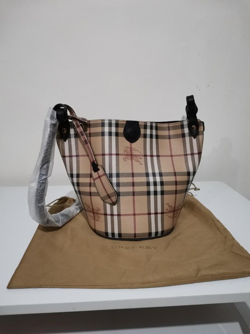 Burberry - Bucket Lorne Reversible Black Cross Body Bag, Women's Fashion,  Bags & Wallets, Cross-body Bags on Carousell