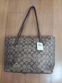 （分類：）位於 。 由 aa77717 提交（商品編號 1111846039，圖片 1）。簡介： 。