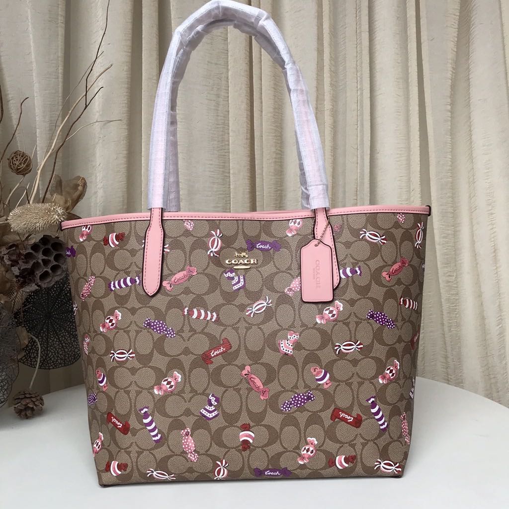 City tote in signature new arrivals canvas with candy print