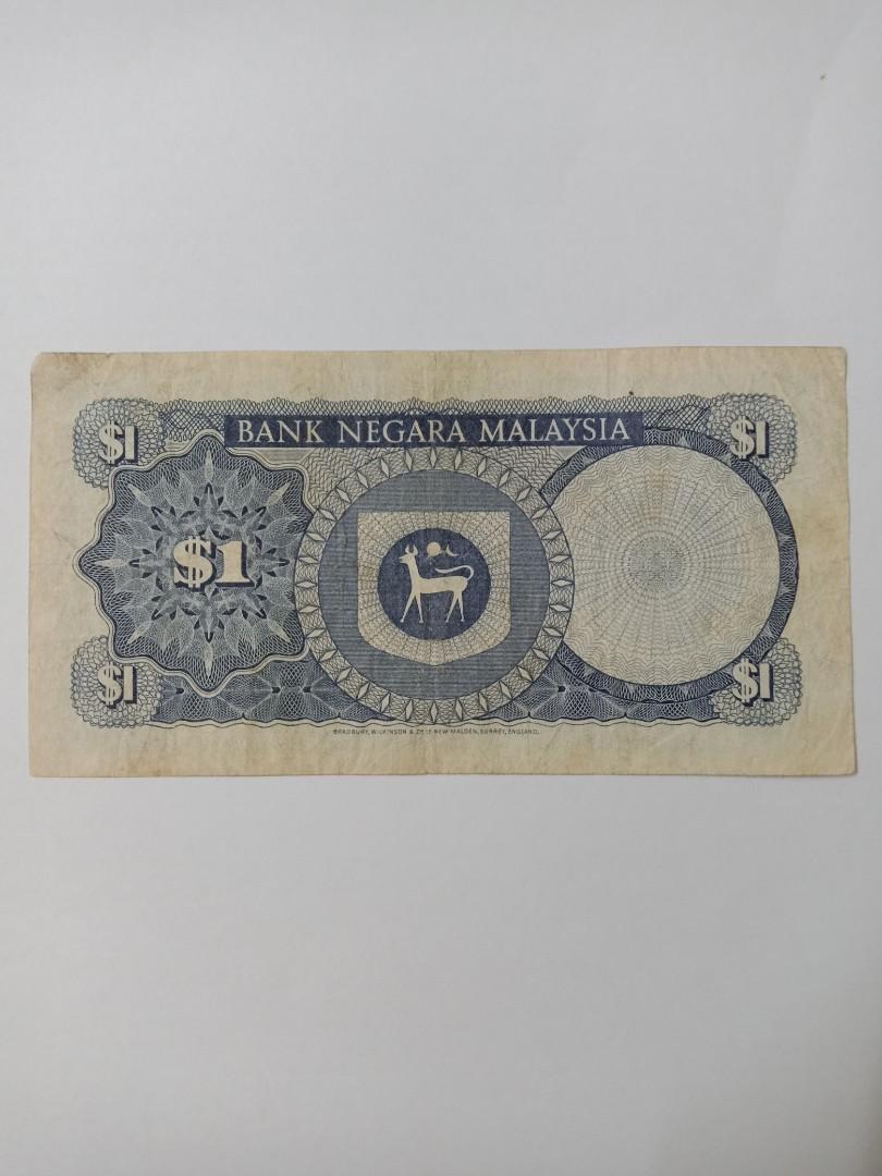 Currency Notes (Category: Currency) located in Kuala Lumpur. Submitted by limsunny17 (Listing ID 1111757972, Image 2). Description: 1981-1983 RM1 Malaysia note. SN:M/39 -042731 Printed by Bradbury Wilkinson & Co.Ld New Melden, Surrey, England..