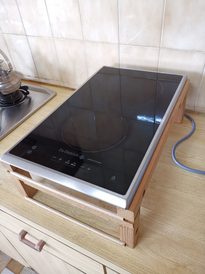 De dietrich induction hob, TV & Home Appliances, Kitchen Appliances