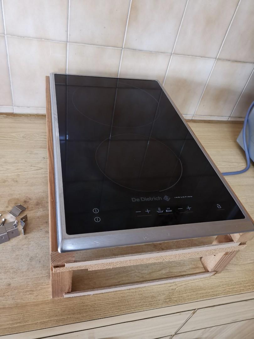 De dietrich induction hob, TV & Home Appliances, Kitchen Appliances