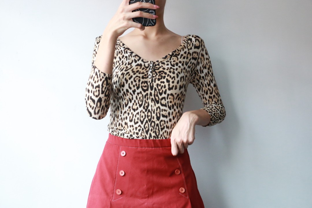 Guess cheap leopard top