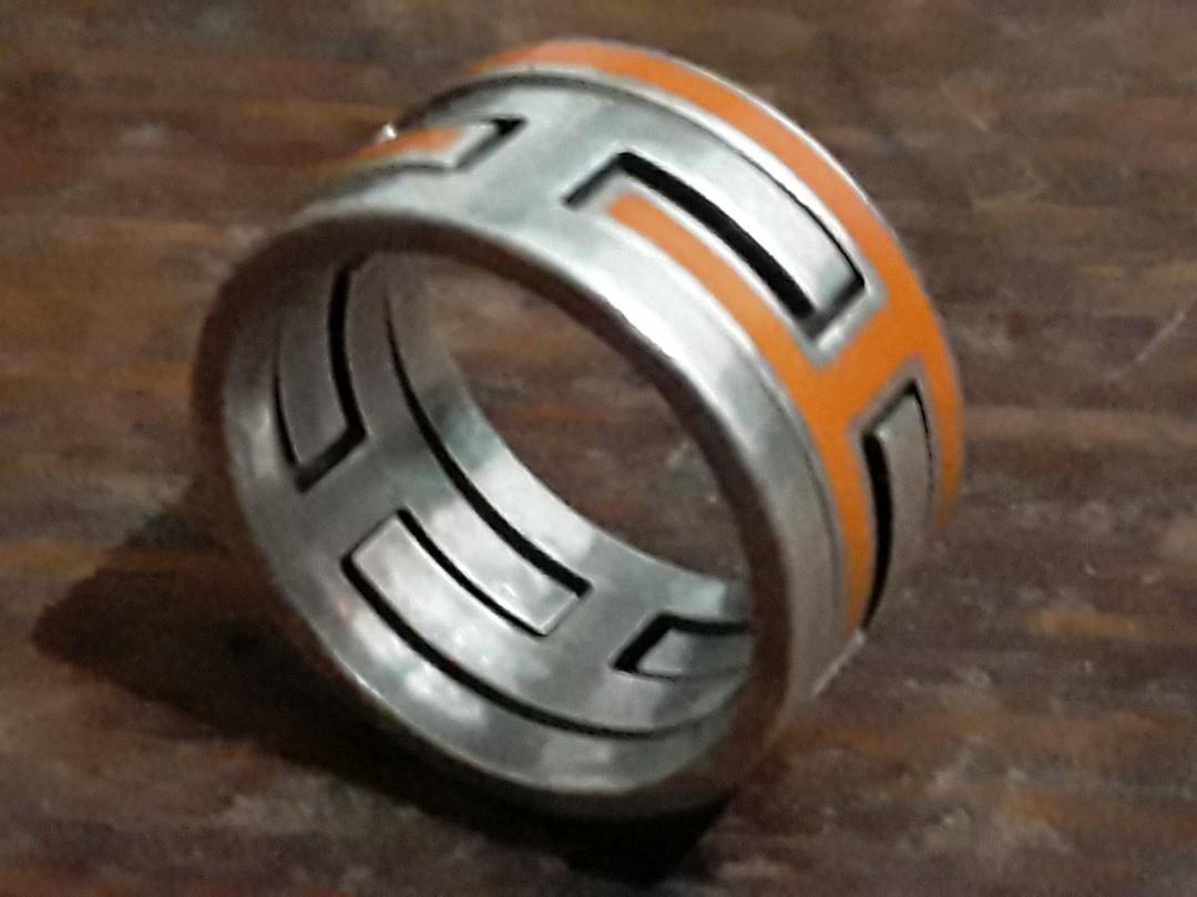 Hermes Move Ring (Category: Luxury Accessories) located in Makati City. Submitted by silver_ben (Listing ID 1111799329, Image 3). Description: Authentic Orange Enamel Hallmarked HERMES Ag925 50 Made in France.