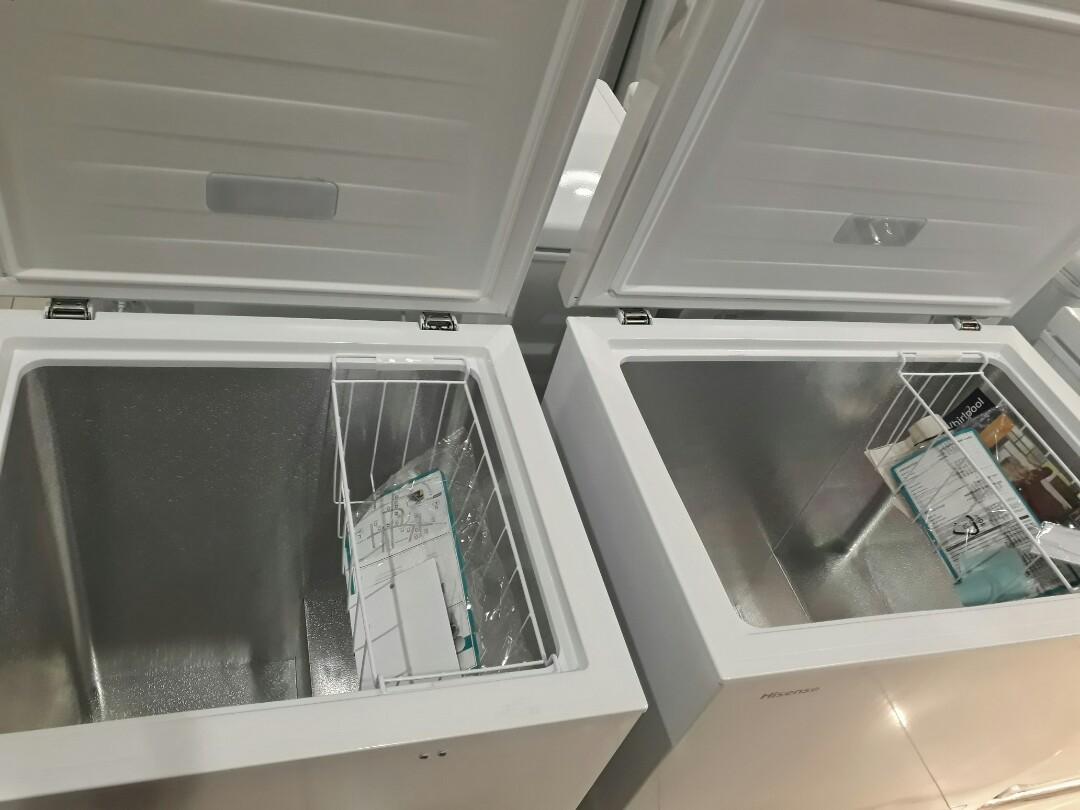 Hisense Chest Type Freezer 5cuft (Category: Refrigerators and Freezers) located in Makati City. Submitted by francohomeappliancestrading (Listing ID 1111837672, Image 2). Description: For Cash Transaction Only Brandnew/Receipt 5cu.ft FC19DD2S Srp:16,990 Cash:10,990 •Quick Freeze •360° Cooling •Big Capacity 1yr Warranty Parts & Service 3yr Warranty on Compressor Home Service Warranty FB Page👇👇 https://www.facebook.com/ManuelFrancoJr21/ We Accept
