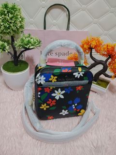 (Category: ) located in . Submitted by ootdanywhere (Listing ID 1111869219, Image 1). Description: .