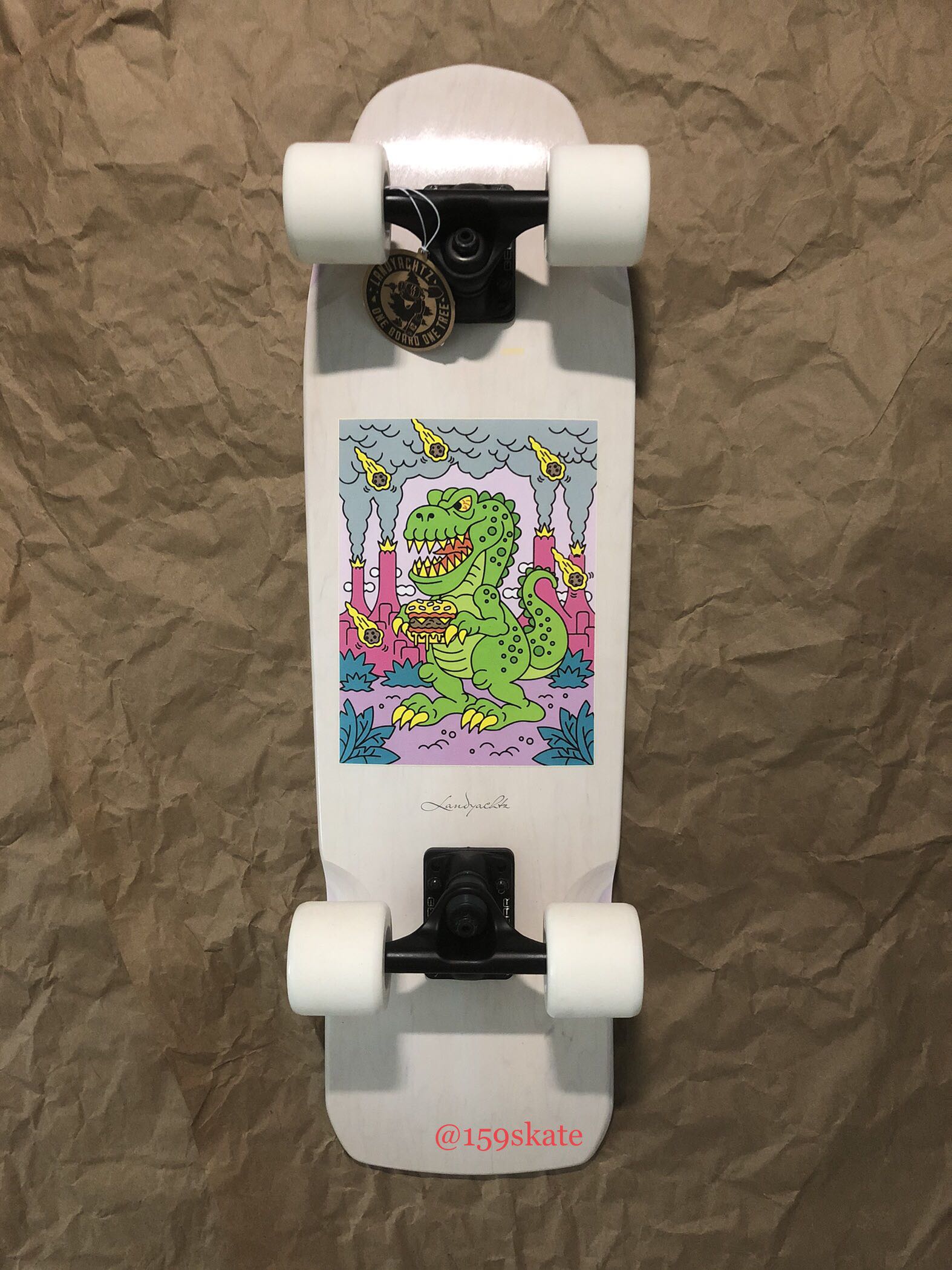 Landyachtz Dinghy Shape 9 Burger King Crusier Board Skateboard