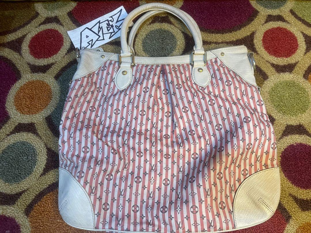 louis vuitton (Category: Luxury Bags & Wallets) located in Calamba. Submitted by thriftingoverload (Listing ID 1111655707, Image 1). Description: plus shipping fee.