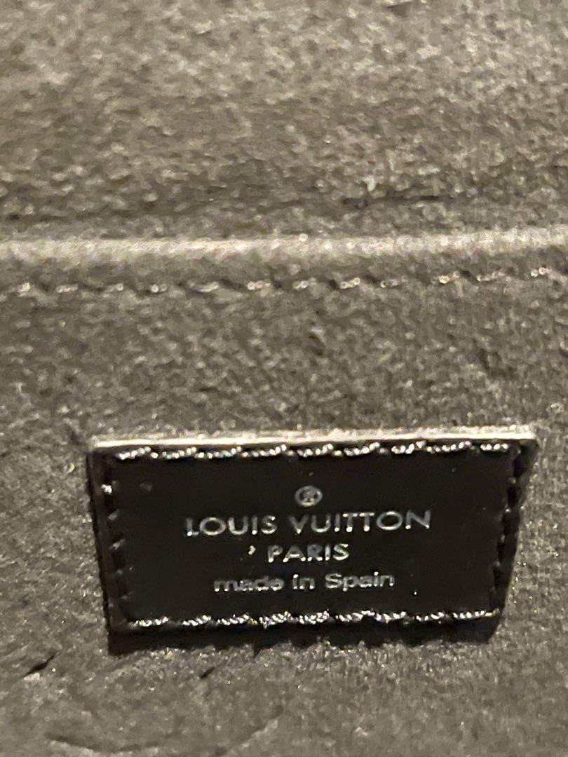 Louis Vuitton Monogram Black Reverse Giant Dauphine MM Bag – The Closet