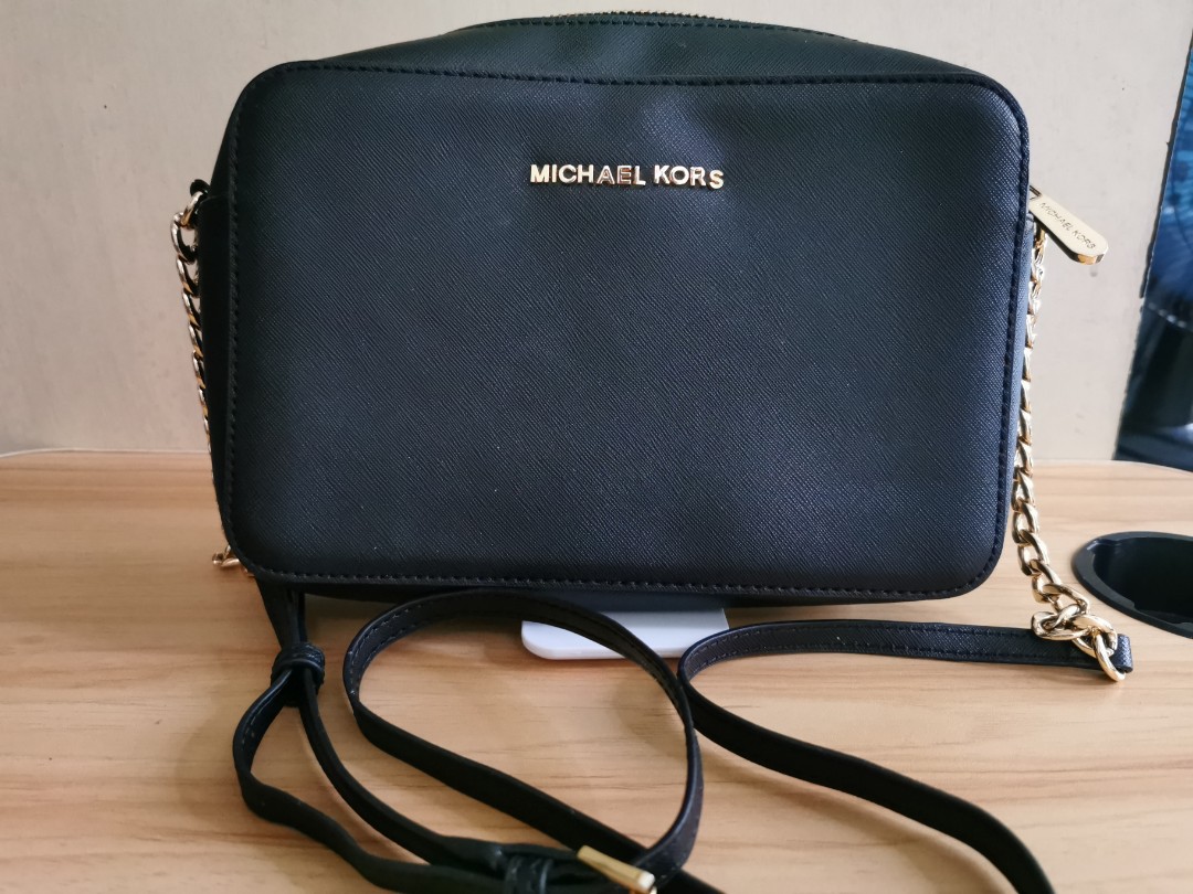 michael kors jet set sling bag