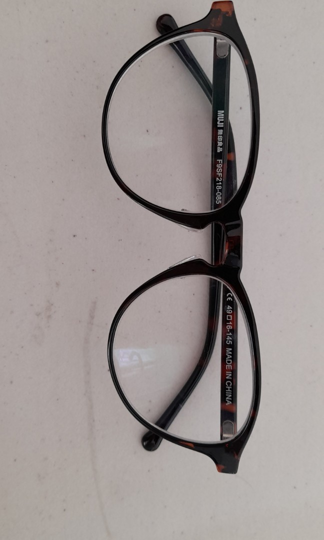 Muji Japan wayfarershaped prescription eyeglasses / frames in tortoise shell, Women's Fashion