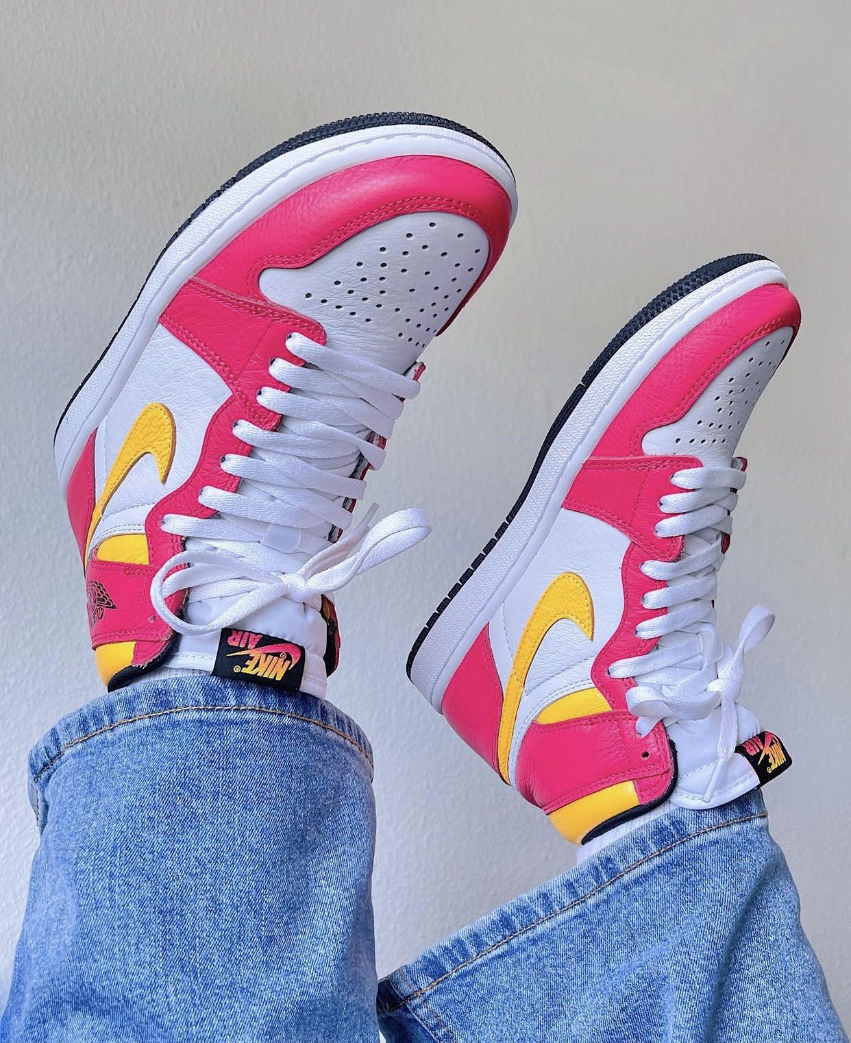 Nike Air Jordan 1 High Light Fusion Red, Women's Fashion, Footwear