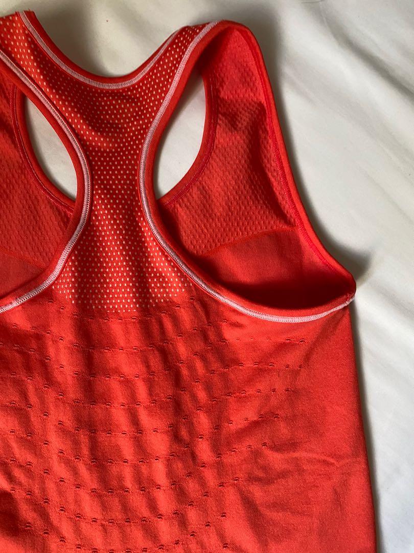NEW Nike pro hypercool limitless tank top S Women s Fashion Tops Sleeveless on Carousell