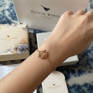 Harga olivia best sale burton bracelet original
