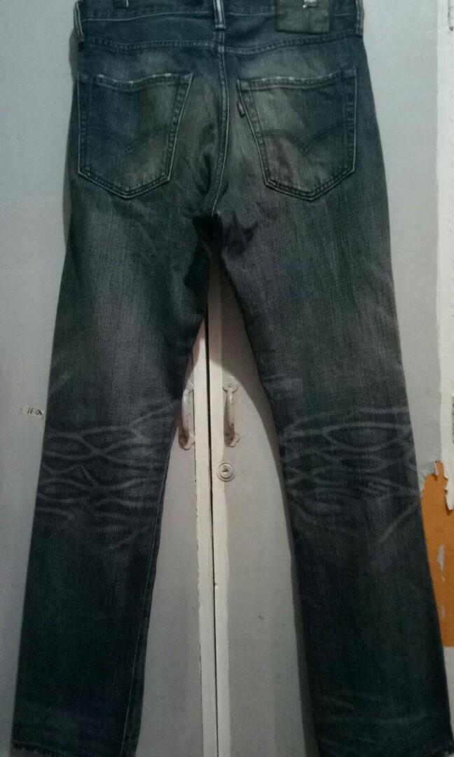 Levis 504 discontinued outlet