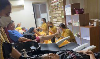 Pedicure /manicure Vietnamese Style